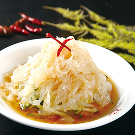 Jellyfish with Scallion Oil<br>葱油海蜇