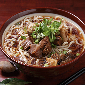 Braised Beef Noodles<br>红烧牛肉面